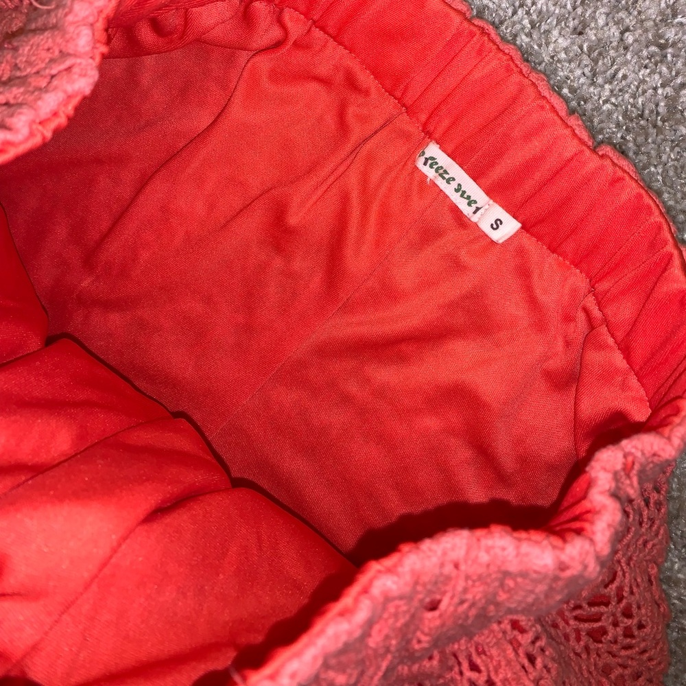 Breeze Over Orange Flower Designed shorts size S - Picture 9 of 11
